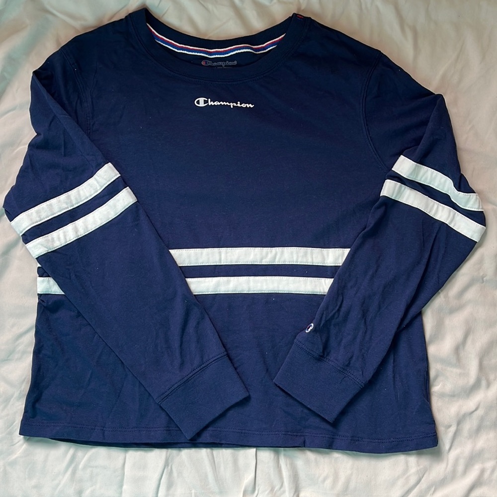 Champion long sleeve shirt